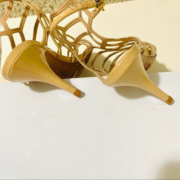 SCHUTZ•JULIANA CAGED HEEL NUDE size 5.5 - Picture 11 of 13